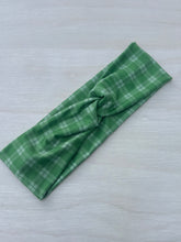 Load image into Gallery viewer, Cozy Plaid
