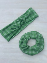 Load image into Gallery viewer, Cozy Plaid
