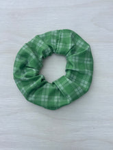 Load image into Gallery viewer, Cozy Plaid
