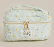 Load image into Gallery viewer, Daisy 🌼 Dreams
