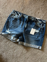 Load image into Gallery viewer, Denim Shorts
